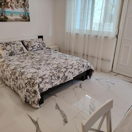 Studio-Apartman Ella Poreč Kültér fotó